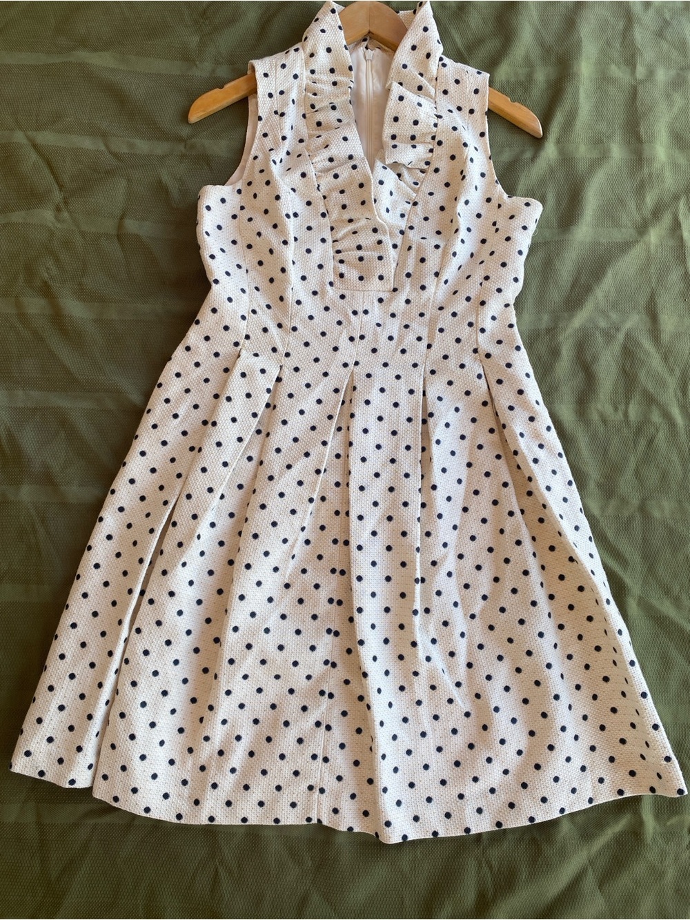 Harper Rose Dress White Polka Dots and Ruffle V-Neck Size 4